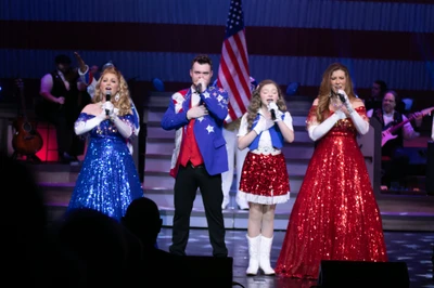 4th of july show pigeon forge tn