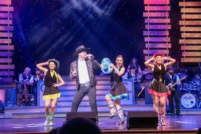 country line dances at country tonite show