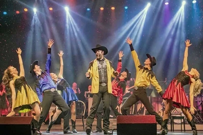 group performance country tonite