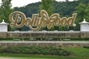 dollywood sign