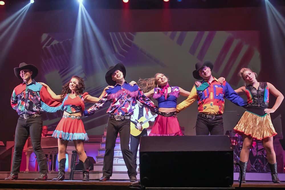 Country Tonite Repeatedly Voted Best Show in Pigeon Forge Enters 20th Season