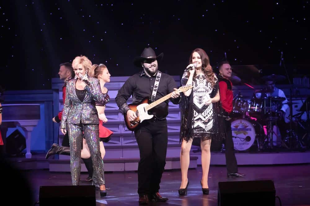 Top 3 Ways to Purchase Discount Tickets to Our Live Show in Pigeon Forge TN