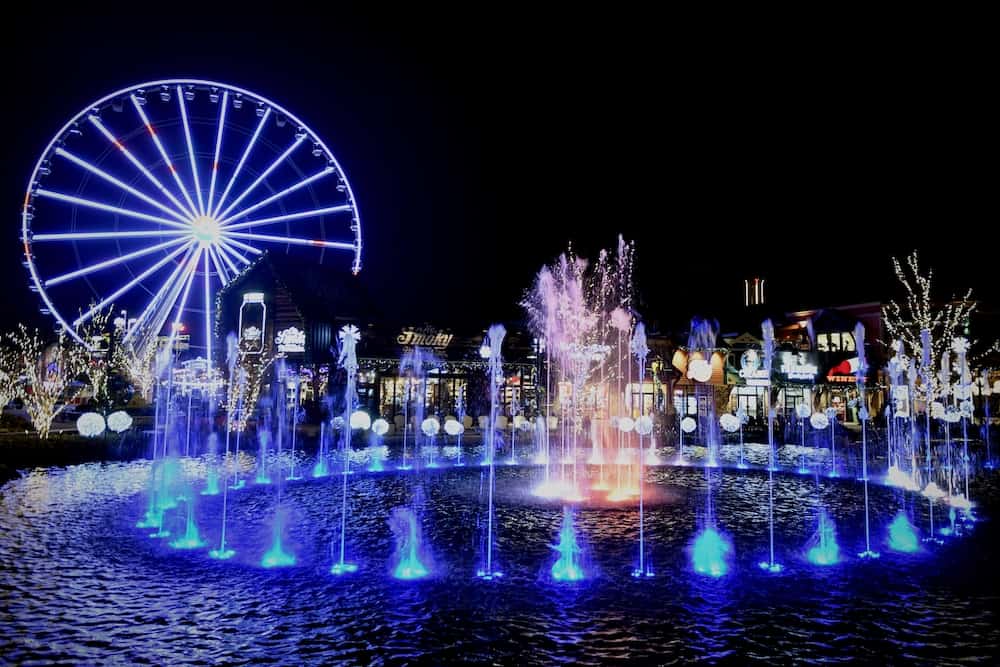 Top 4 Fun Things To Do in Pigeon Forge at Night