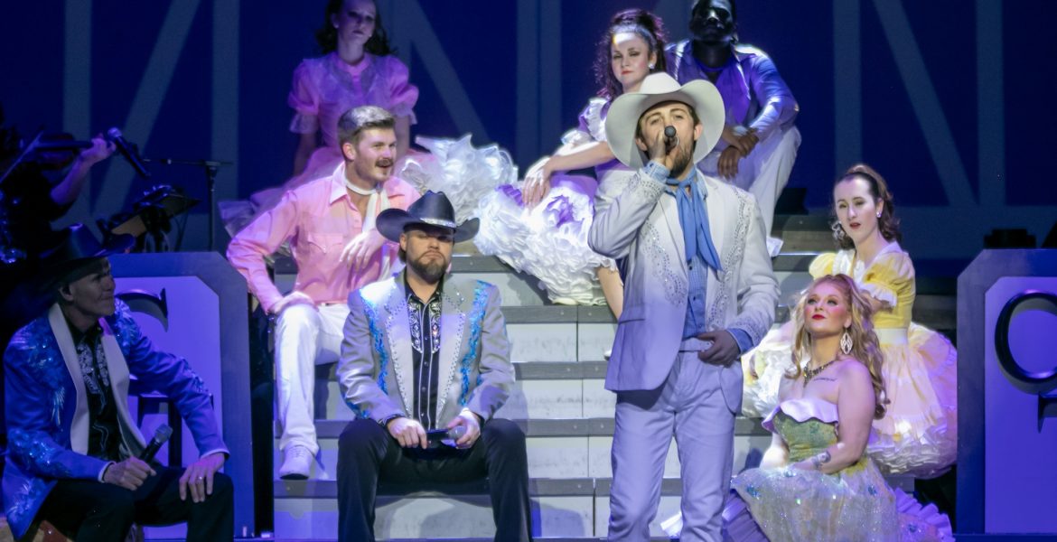 4 Key Elements That Make Our Pigeon Forge Show a Huge Success