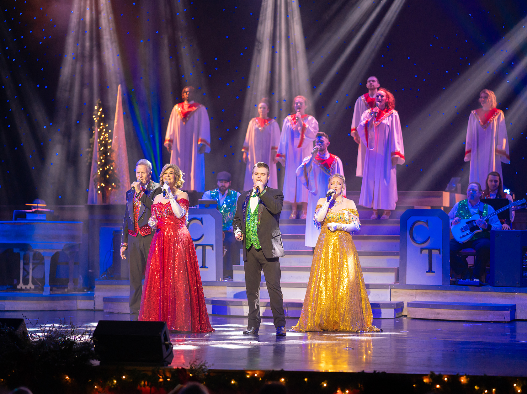 country tonite christmas show pigeon forge